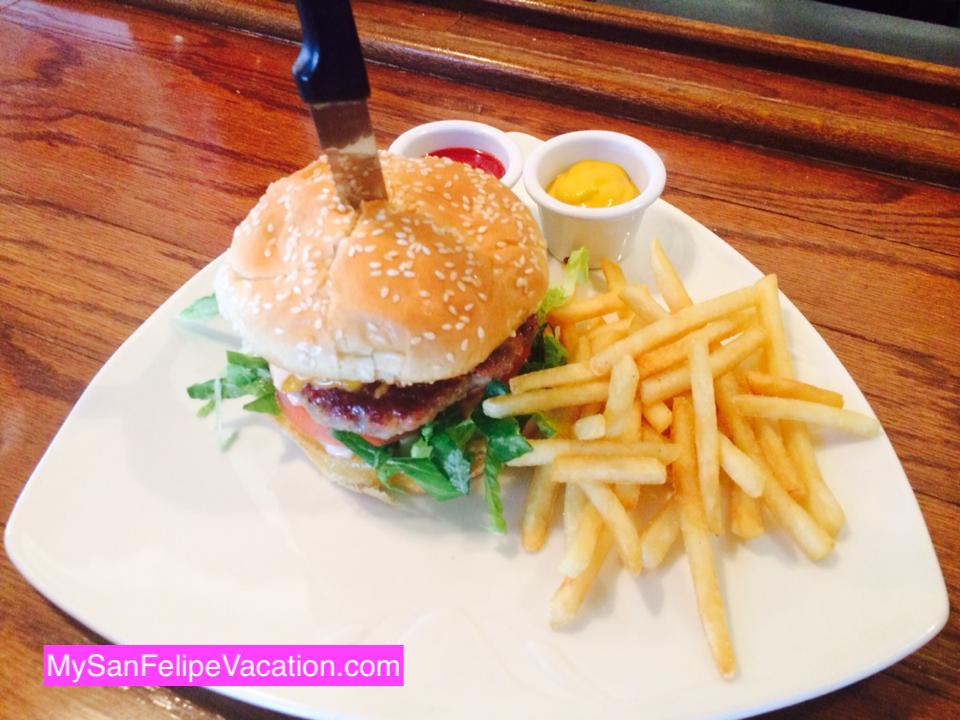 La Palapa Bar & Grill El Dorado Ranch San Felipe - Hamburger with fries