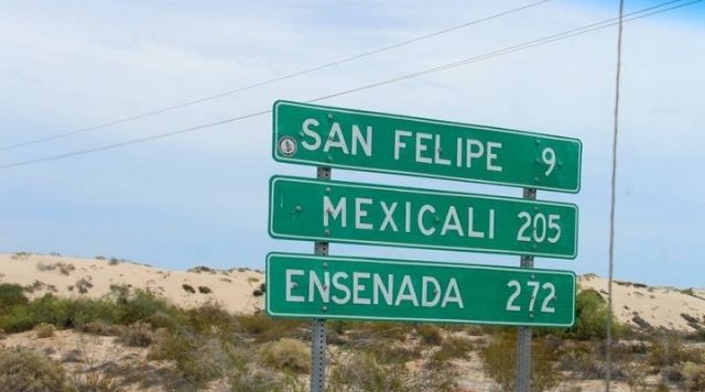 san-felipe-mexicali-highway-5-road-sign