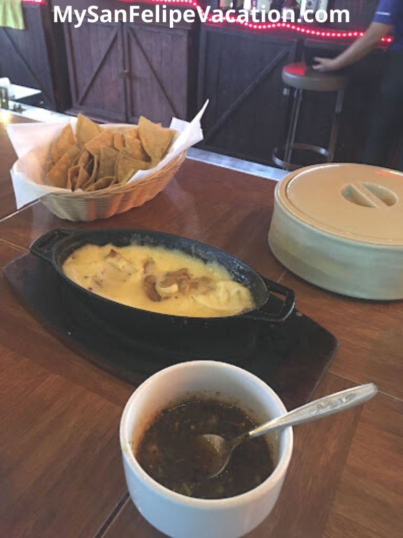 Matildes restaurant San Felipe - Delicious Salsa with tortilla chips