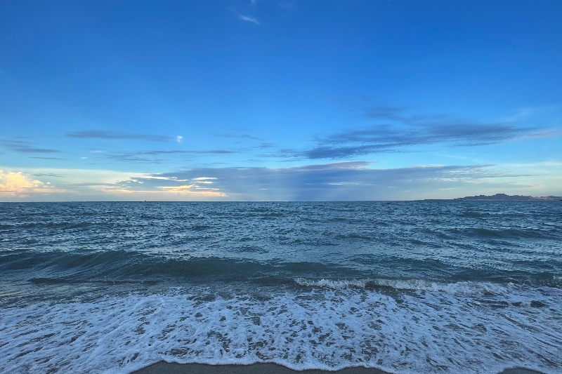 san-felipe-beach-shore-waves-blue-baja-california