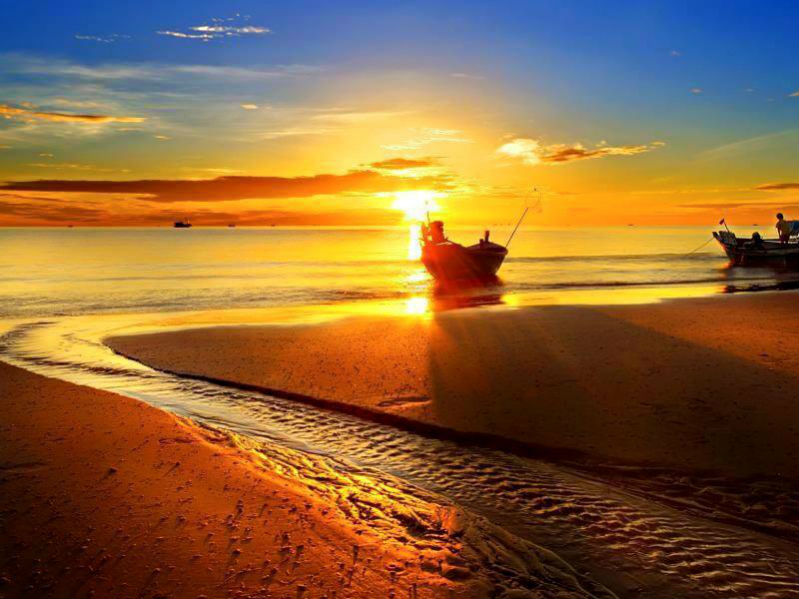 san felipe boat on lake sunrise